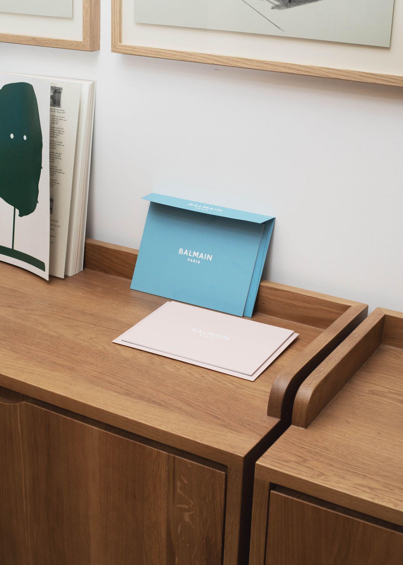 idm_balmain_invitation_by_ben_kelway_studio_photo_margaux_piette_copyright_idm_courtesy_balmain_ben_kelway_studio_01.jpg